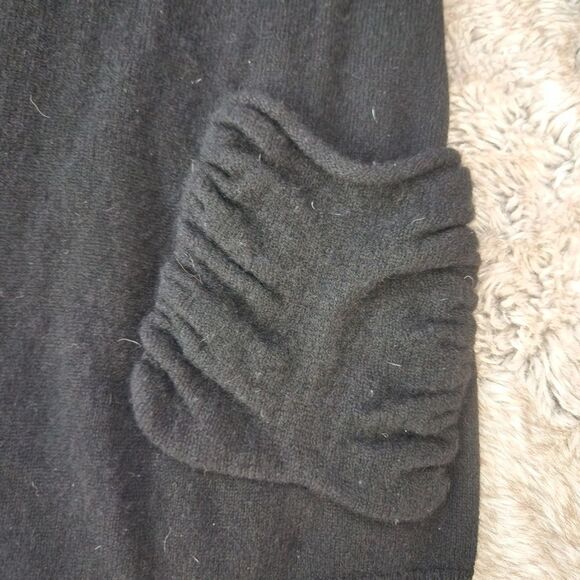 Fenn Wright Manson Gathered Wrist Black Cashmere Cardigan Sweater Size Small - Picture 2 of 9